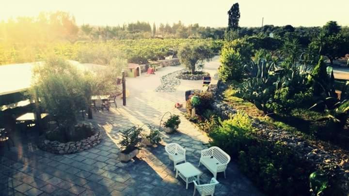 Masseria Agriturismo Il Sorriso Degli Ulivi - Dimora Di Charme Gallipoli Luaran gambar