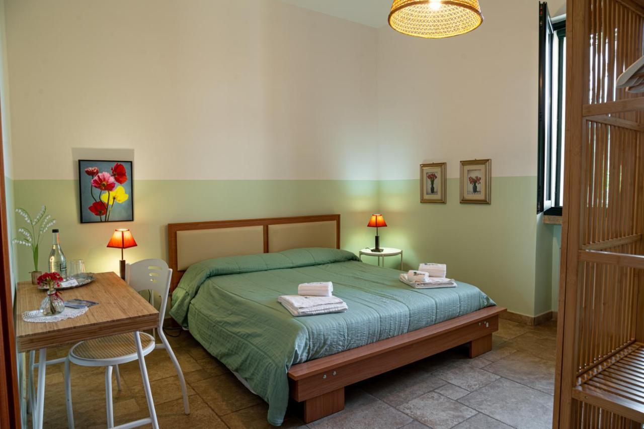 Masseria Agriturismo Il Sorriso Degli Ulivi - Dimora Di Charme Gallipoli Luaran gambar